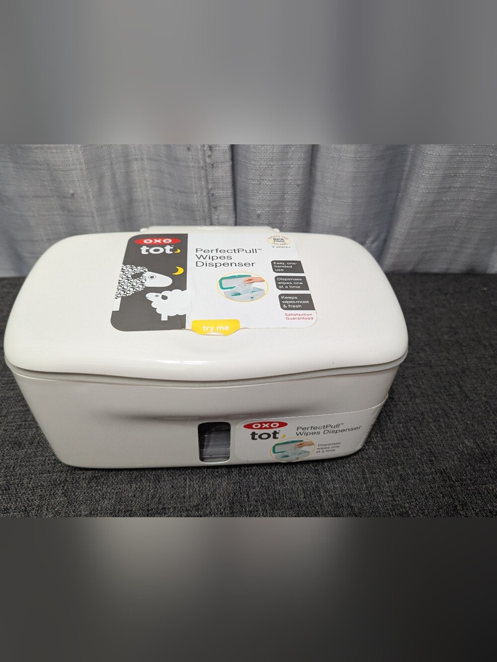 OXO Tot PerfectPull Wipes Dispenser - White